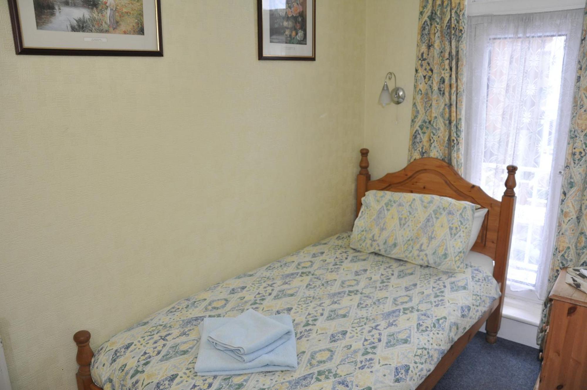 Chandos Premier Folkestone Cameră foto